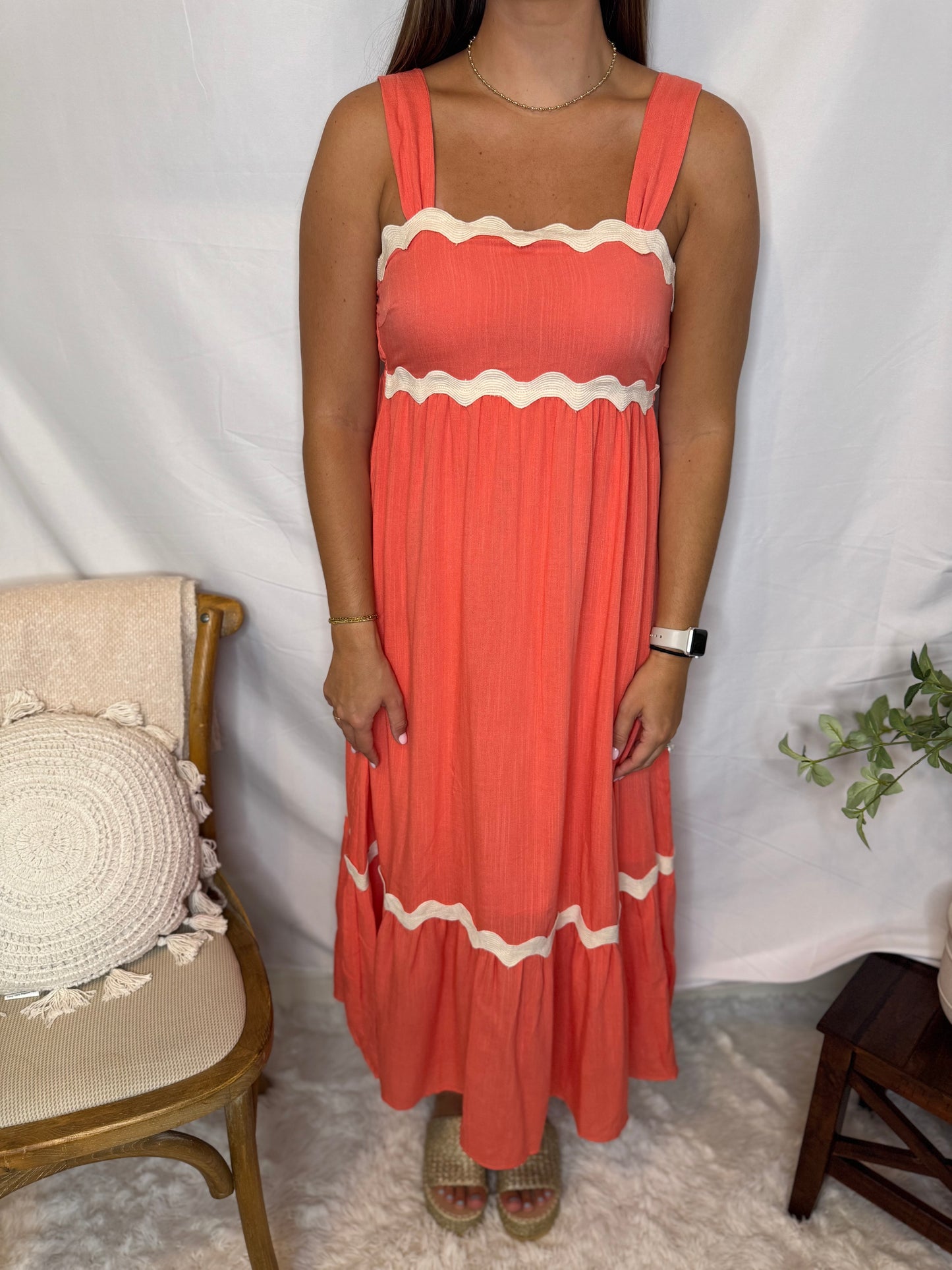 The Wavy Trim Midi Dress