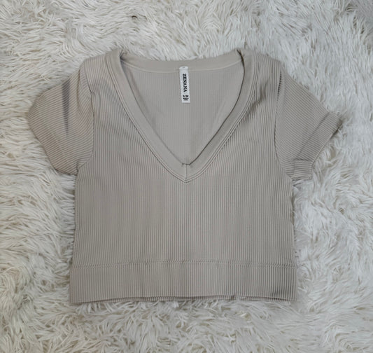 The Ribbed Seamless Crop Top