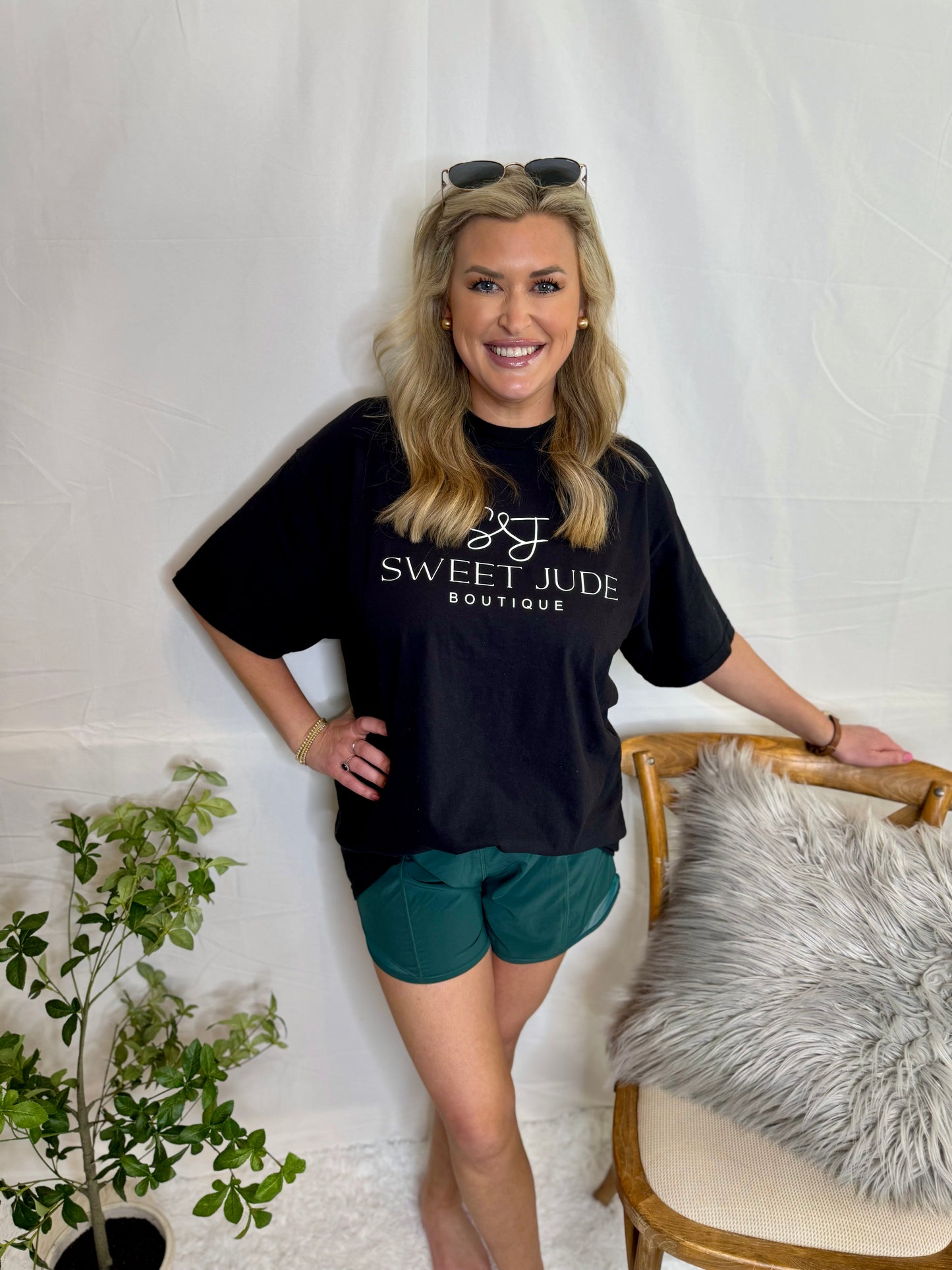 Sweet Jude T-Shirt- Black