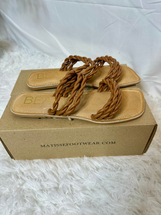 The Amalia Braided Flat