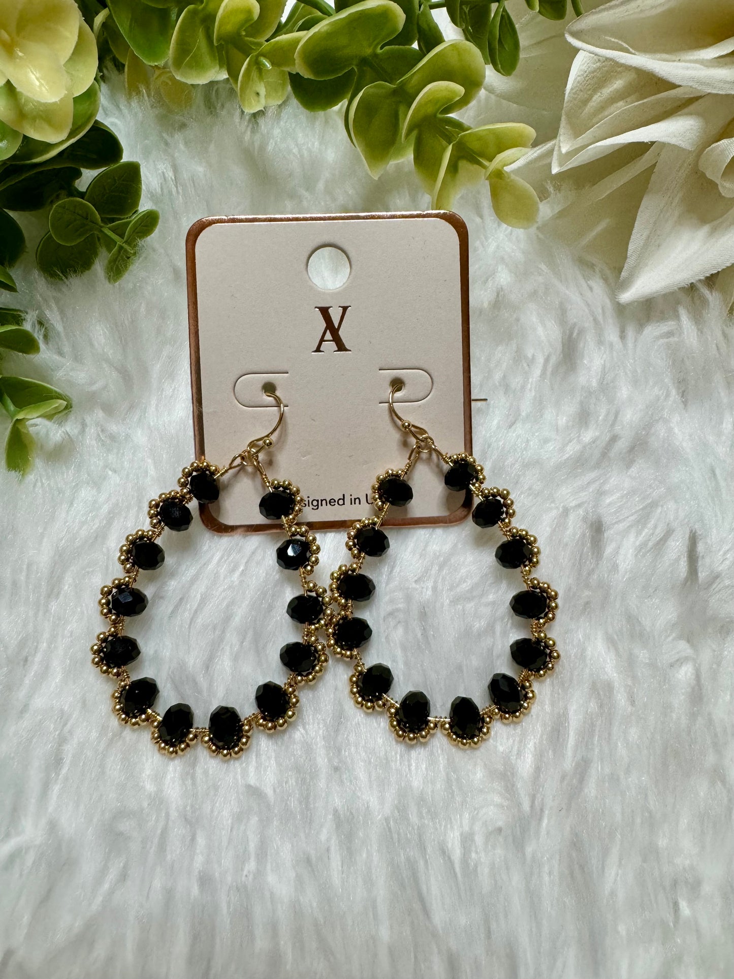 The Black & Gold Dangle Earrings