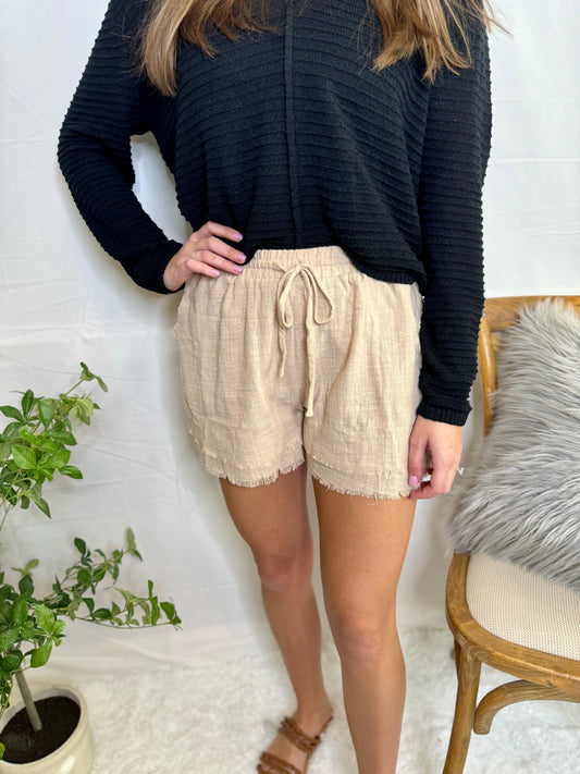 The Woven Detailed Shorts