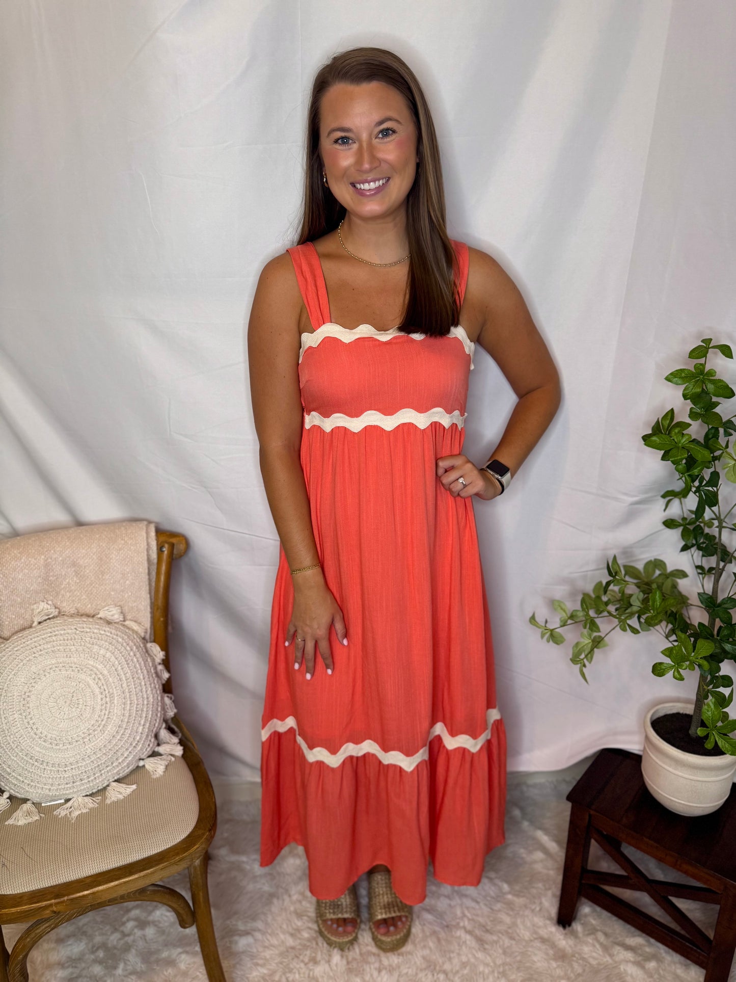 The Wavy Trim Midi Dress