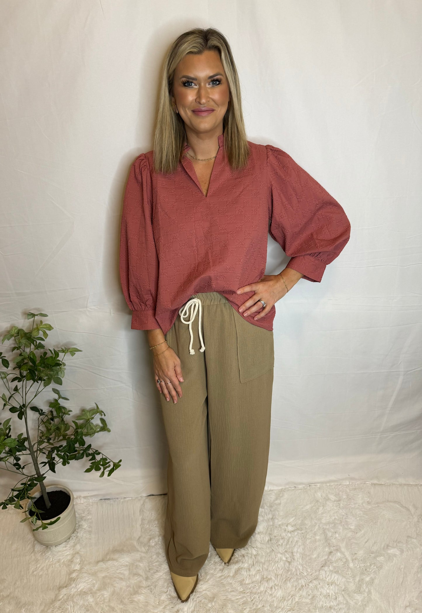 The Solid Wide Leg Pants