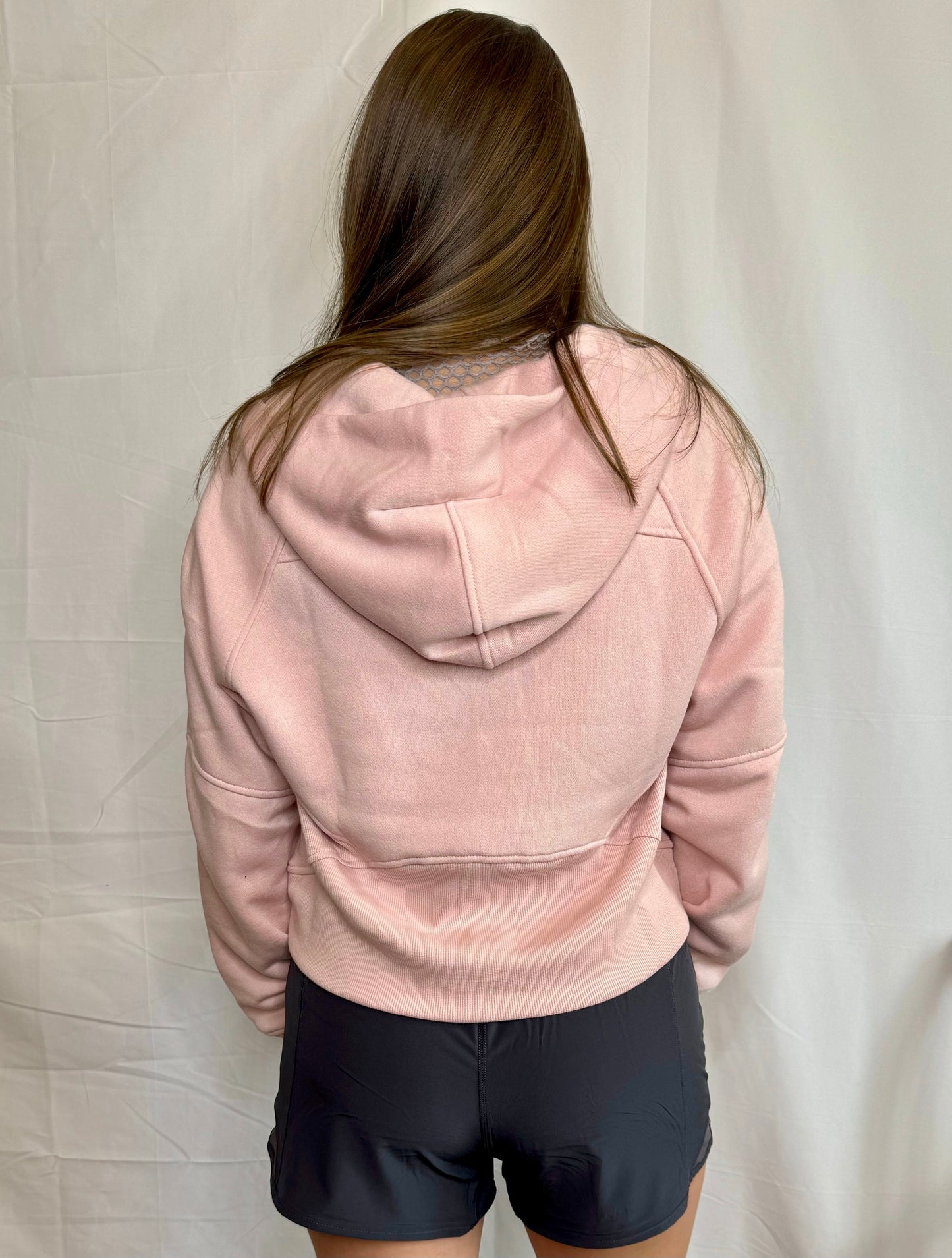 The Rae Cropped Pullover