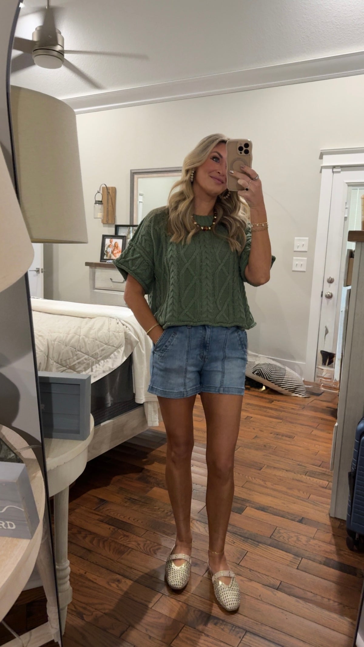 Le Lis Short Sleeve Sweater