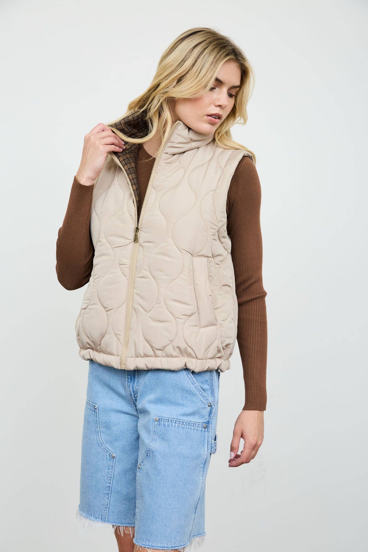 PLAID COLLAR VEST